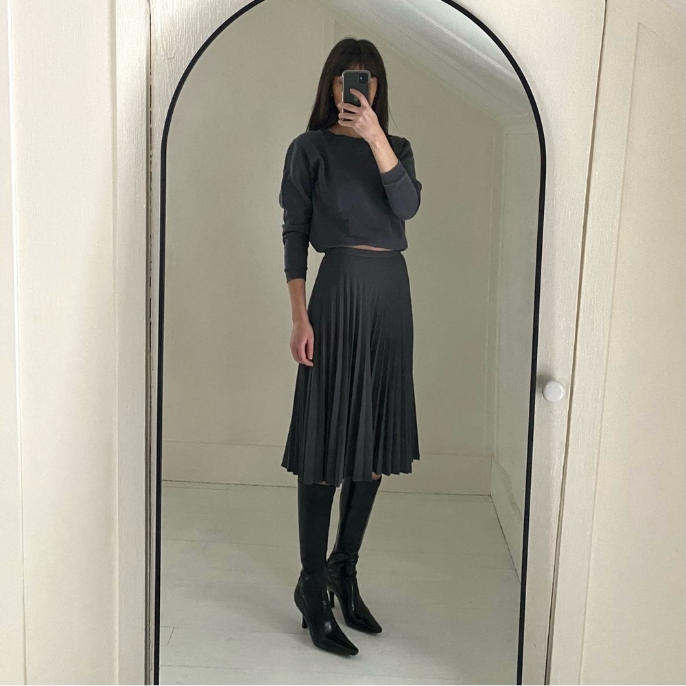 Hugo Buscati Collection Vintage 90s Wool Pleated Midi Skirt